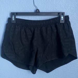 Black old navy athletic shorts with draw string on the inside